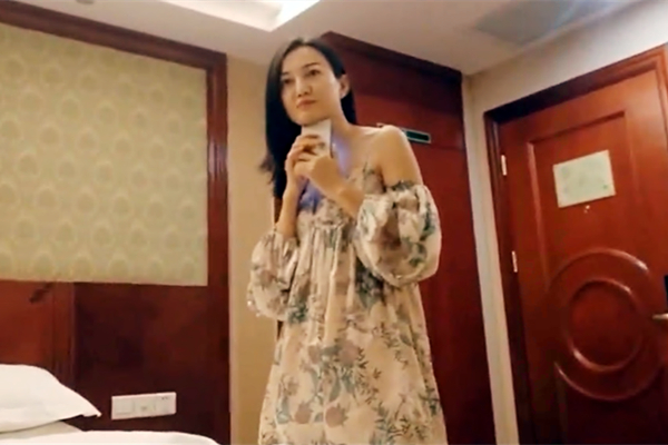 会展中心气质美女高媛媛爆操172CM好身材高颜值的知性美女